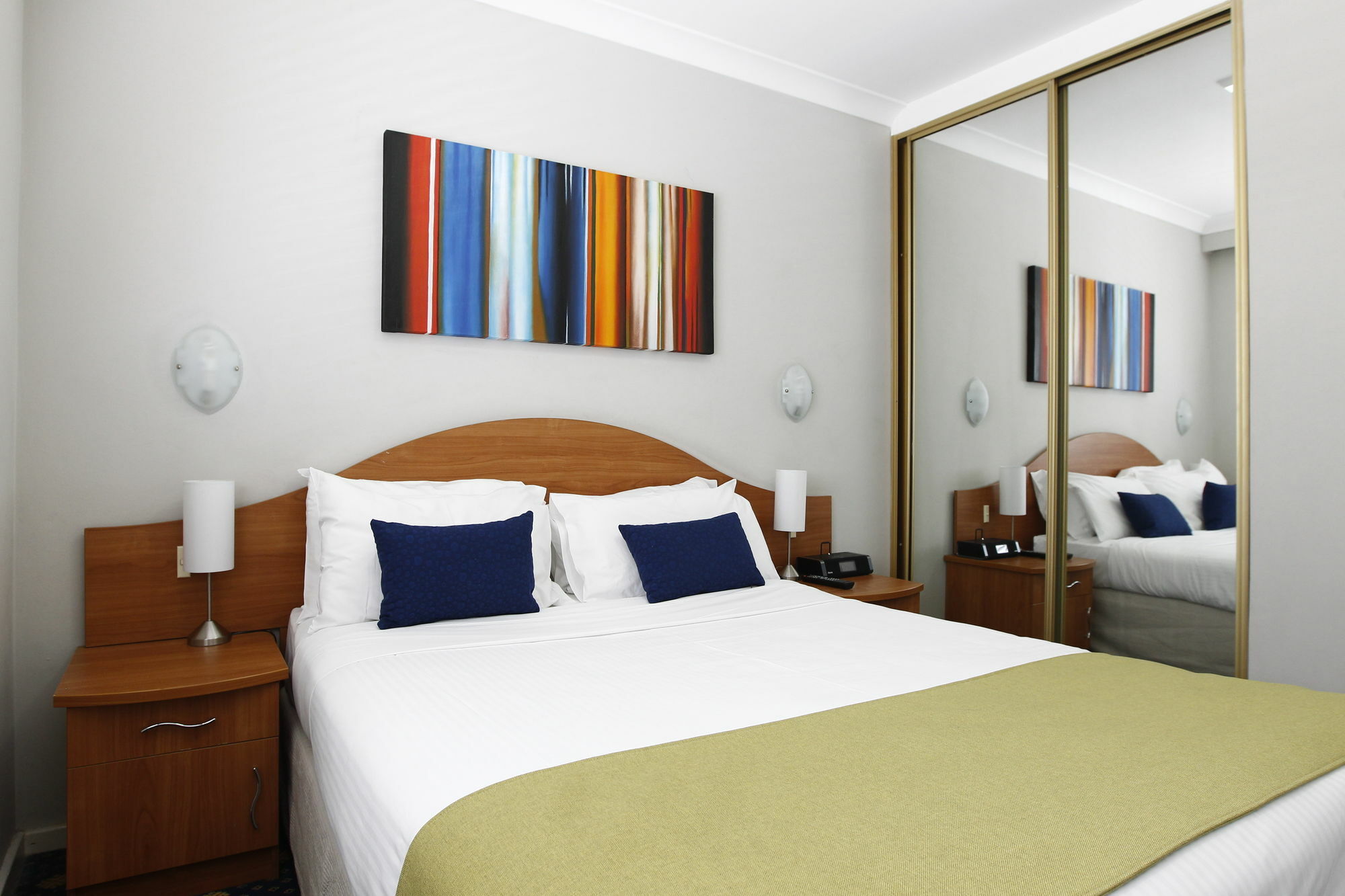 Ramada Hotel & Suites By Wyndham Cabramatta Exterior foto